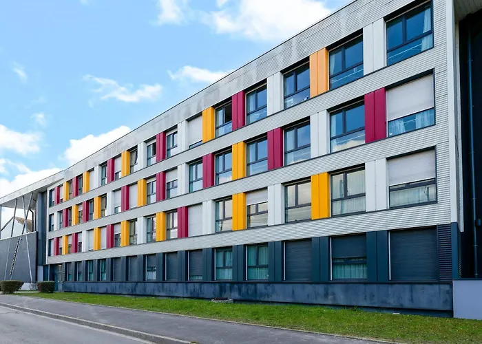 69 - Le Lokup - Wifi - Proche Tram Апартаменты